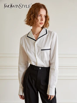 TWOTWINSTYLE Лоскутная Однобортная блузка для женщин С лацканами, длинным рукавом, карманами, Повседневная рубашка, женская модная одежда